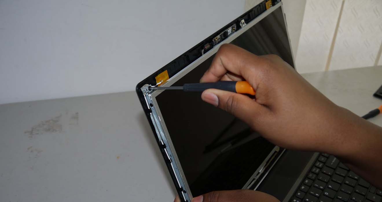 ремонт ноутбуков Emachines в Сургуте