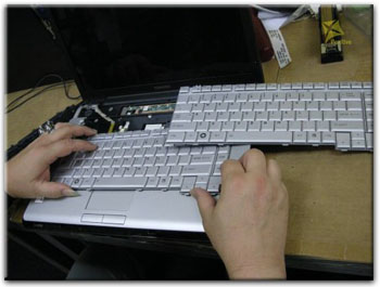 Ремонт клавиатуры ноутбука в Сургуте